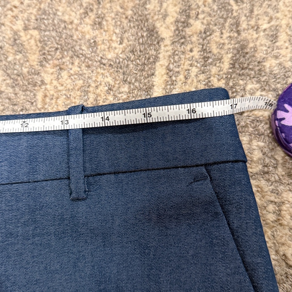 Loft’s Riviera Shorts in Doubleweave - Picture 8 of 9